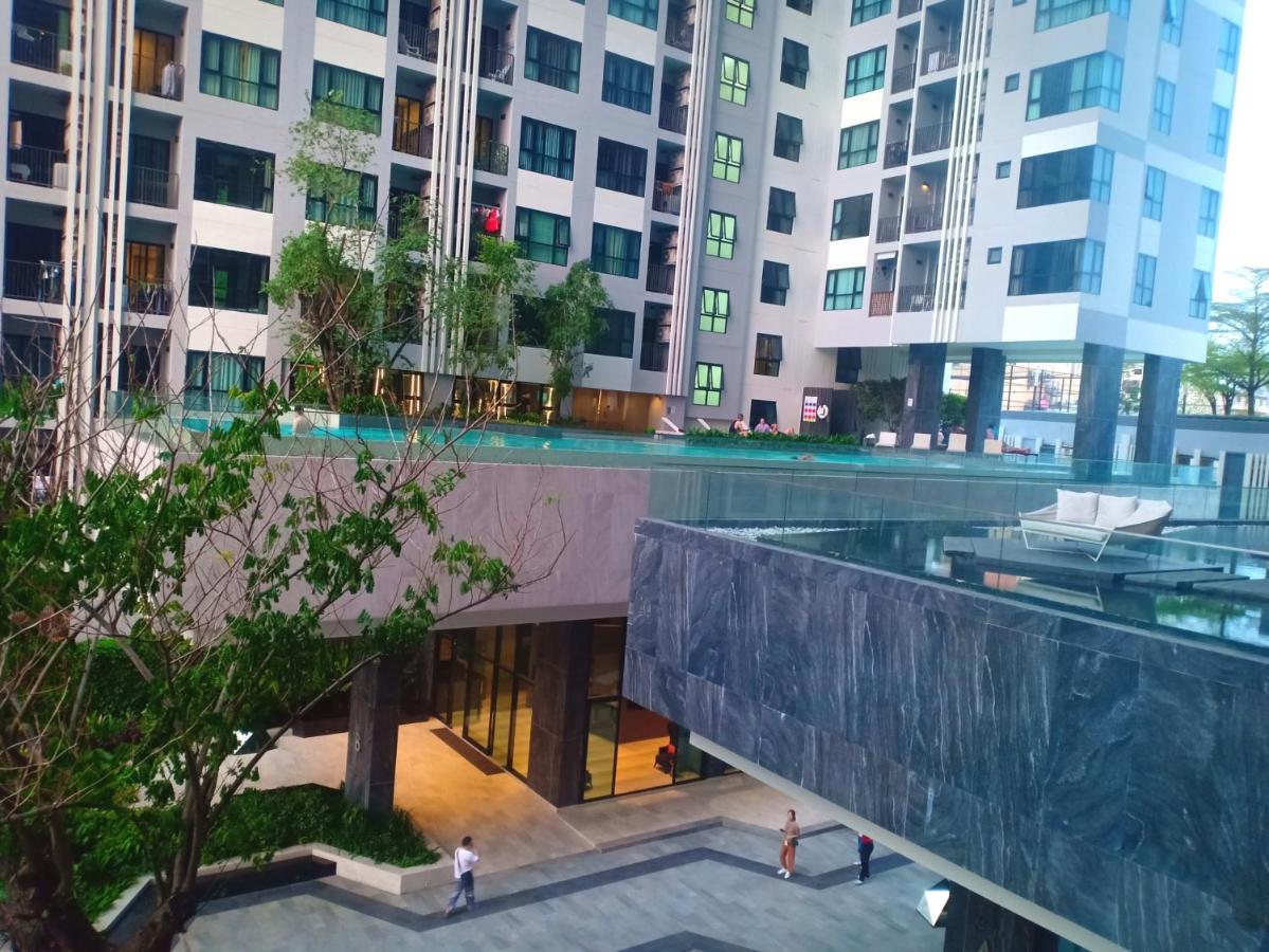 The Base Horizon Central Pattaya Exterior foto